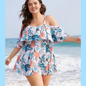 👙 Plus Size Swimsuit Swim Dress Size 18-20/2X BloomChic Swimsuit 👙